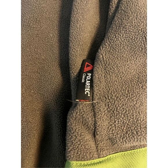 Boys North face Polartec jacket - Picture 9 of 13